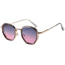 نظارات جديدة بإطار صغير ذو شكل متعدد الأوجه عصرية، ذات معبد معدني مصمم بسيط وشامل، مناسبة للارتداء اليومي وحفلات العطلات