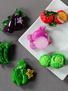 11pcs Cartoon Fruit & Vegetable Style Magnetic Resin Fridge Magnets, Natural Style Magnetic Fridge Stickers, Cute Decorative Pieces For Office Desk, Kitchen, Whiteboard, Storage Cabinet, Dishwasher, Home Decor, Valentine's Day Gift, Random Style - Multicolor - View 5