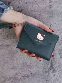 Sanrio Hello Kitty 女孩迷你钱包 - 小巧轻便的三折设计，按扣闭合，多个卡槽和流苏装饰 - 日常必备小包（黑色），可爱风格，卡包，流苏装饰