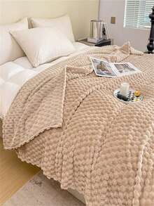 1pc Solid Color Striped Plaid Soft Warm Fleece Blanket, Suitable For Bedroom Decor, All Seasons, Gift, Comfortable Soft Ladies Throw Blanket, Machine Washable, Modern Style, Multi-Purpose, Soft Texture, Christmas, Halloween Wool Blanket Gift, Camping Blanket, Mother's Day Gift, Wide Stripe Faux Fur Flannel Throw Blanket, Leisure Nap Blanket, Office Small Throw