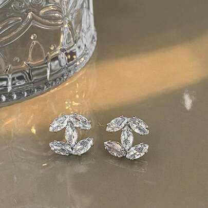银锆石耳环，优雅可爱的铜镀白金耳环，适合日常佩戴和聚会