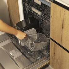 Cecotec Freidora Digital Cleanfry Luxury 4000 Dark: Freidora de Aceite de Alta Gama con Diseño Elegante en Acero Inoxidable Negro, Capacidad de 4.2L y Potencia de 3270W. Incluye 5 Programas Preconfigurados para Fritos Perfectos y Filtro OilClean para Aceite Limpio. Tapa con Ventana de Visión y Filtro Antiolores. Temperatura Regulable hasta 190°C, Totalmente Desmontable, Cubeta Antiadherente, Cesta con Mango de Tacto Frío y Protección contra Sobrecalentamiento. Fácil Limpieza en Lavavajillas. - Wielokolorowe - Zobacz 8