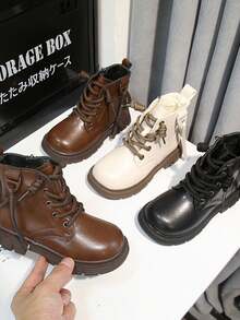 1 Pair Western Style Children's Boots, High-Quality PU Material, Solid Brown Color, Simple & Stylish, Suitable For Boys & Girls Aged 3-15, Soft Lining, Side Zipper Design For Easy On/Off, Thick Sole, Durable, Suitable For Daily Wear, Outings, Parties, Autumn/Winter New Arrival