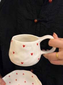 1 zestaw ceramicznych filiżanek do kawy w kształcie serca ze spodkiem, minimalistyczny ceramiczny kubek i talerzyk, ceramiczny kubek, filiżanka do popołudniowej herbaty, talerzyk na przekąski, domowy kubek na wodę, kubek prezentowy, odpowiedni na każdą porę roku