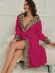 1pc Hooded Robe, Leopard Trim, Fluffy & Soft Bathrobe For Bathroom, Bedroom, Living Room, Pool, All Seasons - White - View 3