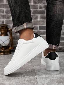 Couples Shoes Size 36-45, Women's Fashion Sneakers, Men's Casual Shoes, PU Leather Casual Lace-Up Flat Shoes For Women, Men's Skateboard Shoes, Black & White Contrast Color Men's Tennis Low-Top Shoes, Lightweight Soft-Sole Walking Shoes, Fitness Training Flat Shoes