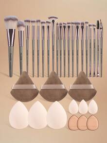 MAANGE 20/25/32件套专业化妆刷套装，柔软刷毛，方便携带，包含粉底刷、眼影刷、眉刷、遮瑕刷、修容刷、1个洗脸刷蛋和3个三角粉扑，旅行化妆刷套装，化妆刷套装，化妆刷套装，全套化妆刷，化妆刷套装，全套化妆工具，化妆刷套装，化妆刷套装，化妆礼盒套装 - 香檳色 - 查看 3