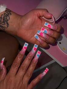 20 pezzi di unghie finte lunghe e curve con motivo floreale millennium, decorazione con catena di strass, include smalto gel e lima per unghie, design audace e unico per le donne