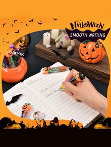 10 pièces - Stylos mini multicolores d'Halloween en 1 stylo à bille Halloween 4-en-1 mignon, stylo citrouille sorcière effrayante sorcière squelette. Convient pour les faveurs de fête d'Halloween, les cadeaux de friandises ou de fête d'anniversaire