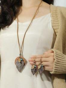 TopHanqi 1 Set Boho Vintage Jewelry Set - 1 Pair Geometric Leaf Shaped Metal Earrings + 1 Double Layer Round Pendant Necklace With Wood Bead, Shell And Turquoise Decor, Suitable For Daily Outfit, Party, Dating, Gift - 棕色 - 查看 3