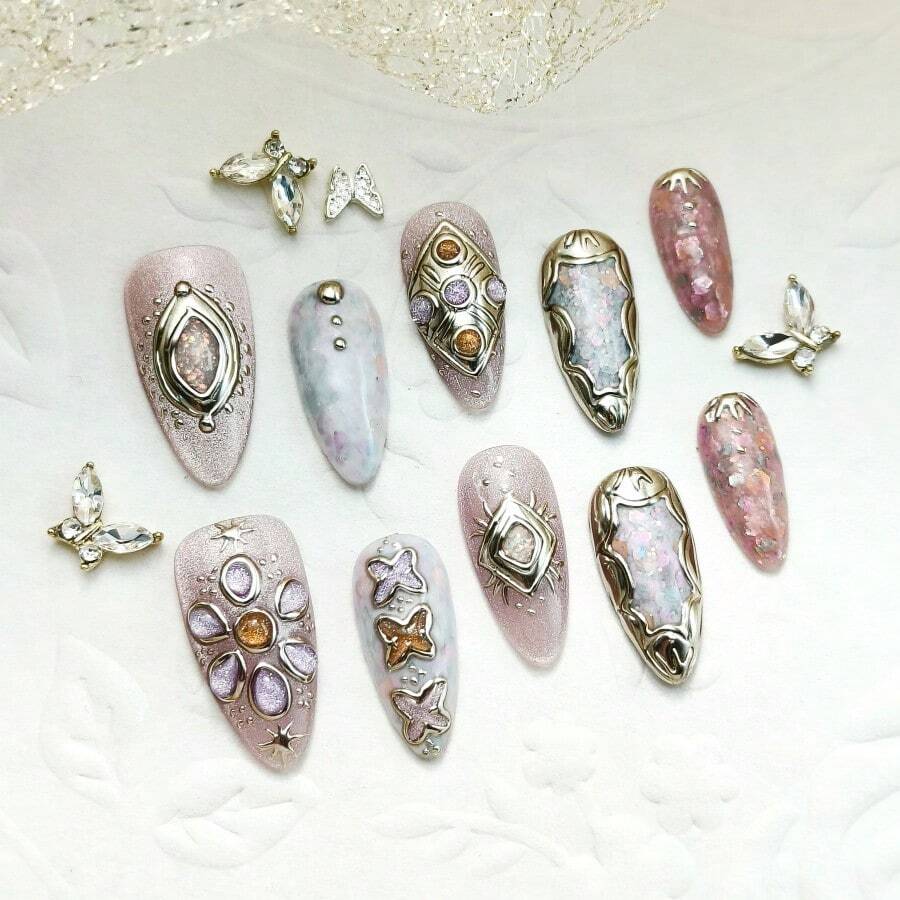 Local Delivery | Handmade Press On Nails,10pcs, Dreamy Fairy Style Finished Nail Art, With A Pink Tone And Blended Base Color Matched With Exquisite Metal Decorations, Featuring Adhesive Fake Nails And Butterfly Shaped Fake Nails. Romantic, Fashionable, Reusable, Simulation Style, Artificial Nails, Suitable For Weekend Parties And Gatherings, And Giving Gifts To Friends. Local Delivery |48h Ship|US Stock|Super Explosive Product - 藕粉色 - 查看 1