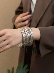 17 件女士夸张个性化金属多层圆圈手链套装，适合日常佩戴 - 銀色 - 查看 2