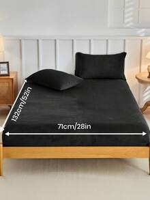 1pc Fitted Sheet, Bedding, Mattress Protector, Bed Cover, Cozy Home Textile, Soft-Comfortable Mattress Cover, Solid Color Sheet, Deep Pocket, Bed Sheet Only, Without Pillowcase, Dustproof, Machine Washable, Bedding Gifts, Fits For Twin Full King Queen Size Beds, Machine Washable, Autumn Decor, Winter Decor