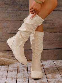 2024 Bottes mi-mollet à bout rond plates pour femmes, automne/hiver. Nouvelles bottes western fuselées plissées antidérapantes avec fermeture éclair latérale, couleur unie, style western, fermeture éclair latérale, vacances