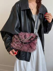 1 Túi đeo vai bằng lông giả họa tiết báo đốm màu đỏ tía dành cho nữ kèm dây xích, thời trang thu đông, túi lông mới về dành cho nữ - Màu Đỏ Sâu - Xem 7