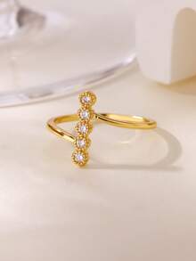 Anéis de aço inoxidável com zircônia cúbica listrada minimalista para mulheres, anel ajustável aberto antidesbotamento banhado a ouro 18K, joias com pingente de cor prata para casamento, acessórios para festas e férias, presentes para ela/mãe/melhores amigas