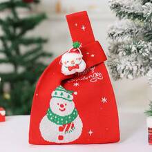 Roter Schneemann + Schneemannpuppe