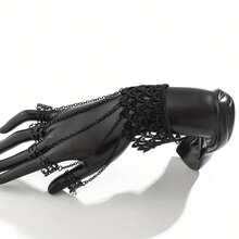 Vintage Gothic Lace Hand Chain With Celestial Symbols, Iron Finger Ring Bracelet For Parties And Halloween, Unplated, Fits All Seasons - August Birthstone Inspired  Cone Nail Chain Hand Jewelry For Festivals - 黑色 - 查看 7