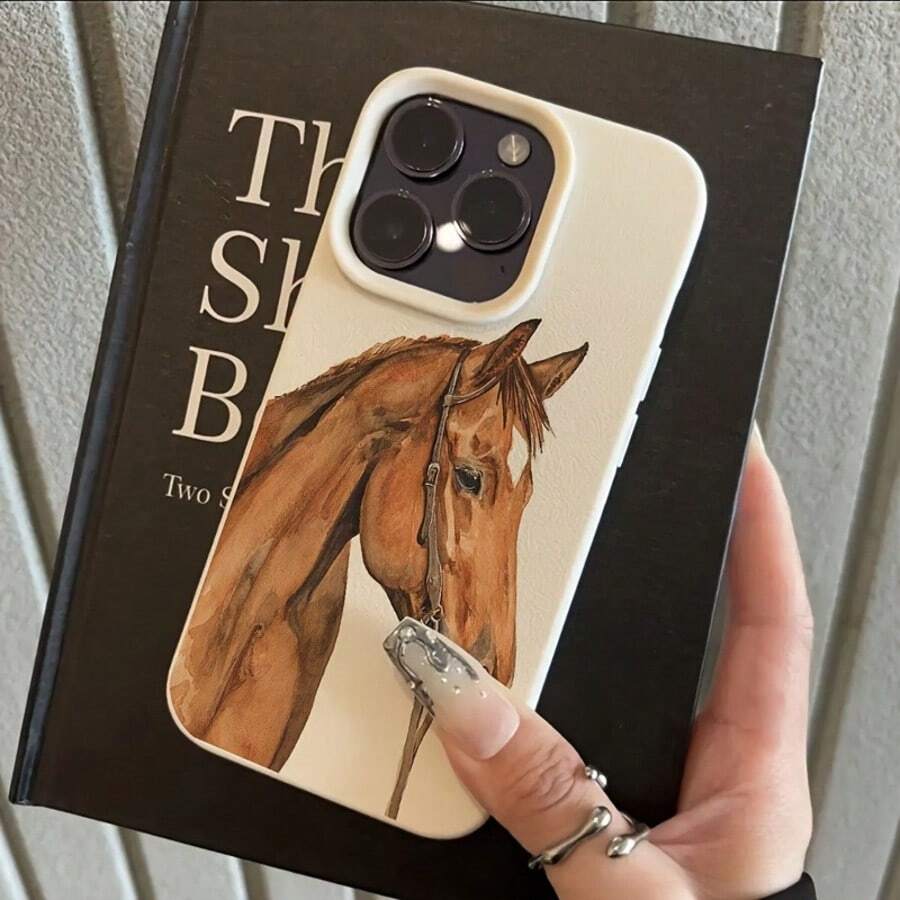 1 pieza Funda protectora de TPU con textura de piel de litchi y diseño de caballo marrón, compatible con las series Apple 16 15 14 13 12 11 Plus Pro Max, funda protectora con estilo INS personalizada, minimalista y de alta estética, resistente a caídas, regalo de cumpleaños o festivo - Beis - Ver 1