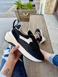 Women Sports Shoes - Black - View 1