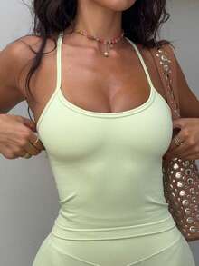 AiTyi 女式两件套服装，休闲时尚性感舒适运动短款上衣和短裤套装，适合日常穿着、毕业典礼、返校 - 酪梨綠 - 查看 6