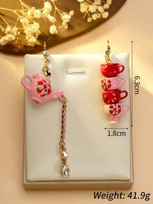 1 Cặp bông tai ấm trà và tách trà hình truyện cổ tích! Hoa tai hình dâu tây bất đối xứng, Phụ kiện thu hút sự chú ý theo phong cách đường phố ngọt ngào dành cho các cô gái, Hoa tai thiết kế cổ điển - Nhiều màu - Xem 2