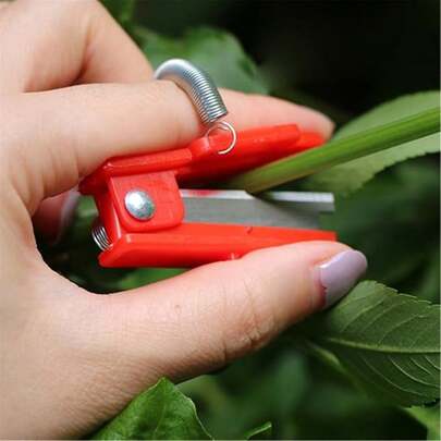 Thumb Cutter Knife Multifunctional Garden Finger Knife Fruit Picking Tool Gardening Plant Finger Pinchers For Gardener