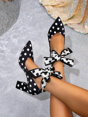 Svarta prickiga högklackade skor för kvinnor, nya 2025 vår/höst tjocka klackar med rosett, snörning, stängd tå, ihåliga slip-on-pumps, moderiktiga, mångsidiga, mjuka, bekväma, andningsbara, eleganta, festliga