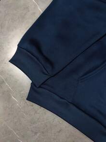 2 Stück/Set Herren Mode lustiges Weihnachtsmann Handzeichen Muster Lässig thermisch gefütterte Kapuzen-Pullover und Hose Set, geeignet für Straße, Outdoor, Feiertage, Alltag