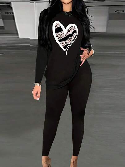 Novo conjunto feminino plus size de 2 peças, estampa gráfica de letras e corações, roupa solta, casual, minimalista e estilosa, com gola redonda