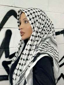 1 件女士穆斯林加大码户外沙漠防风防紫外线头巾战术印花围巾，时尚休闲披肩适合日常穿着 - 黑色 - 查看 2