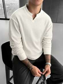 1pc Men's Autumn Textured Fabric Long Sleeve Base Layer Pullover T-Shirt, Textured Fabric With Vertical Striped Z-Pattern, Low-Key Luxurious Old Money Style, Beige