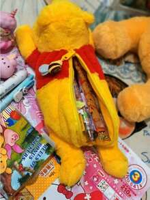 Winnie Puuh Poop Biene Stifteetui Süßer Winnie Puuh Stiftebox Schüler Großer Kapazität Stifteetui Geschenk. Merchandise. Perfekte Dekoration. Perfektes Geschenk, die perfekte Wahl für Heim- und Raumdekoration, Sofa-Dekoration, Party-Dekoration, Geburtstagsgeschenke und verschiedene Festgeschenke, modisch. Modeartikel.