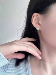 1 Paio di Orecchini a Perno in Zirconia Cubica Brillante, Orecchini Rotondi Classici Interamente Incastonati in Zirconia, Accessori di Moda, Regalo di Natale