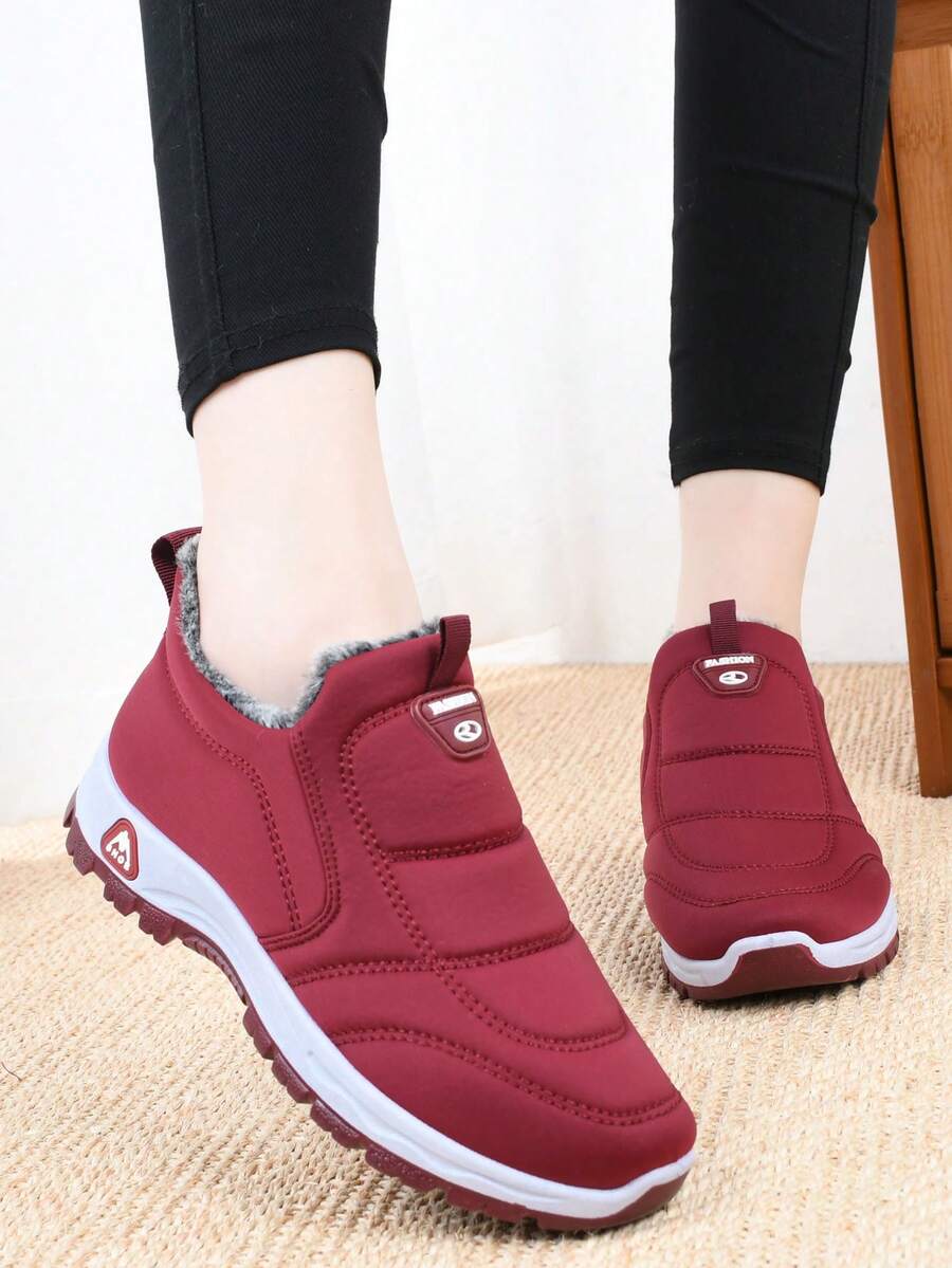 女士雪地靴保暖踝靴防滑防水保暖内衬加厚鞋底百搭休闲黑色冬季鞋