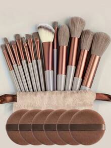 15件套化妆刷套装，包含13套化妆刷和化妆蛋，两种颜色可选，干湿两用化妆蛋，化妆必备，适合圣诞节、新年、母亲节、毕业季等节日送礼。化妆刷套装，化妆刷套装，化妆刷套装，全套化妆刷，化妆刷套装，全套化妆工具，化妆刷套装，化妆刷套装，化妆礼盒套装