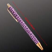 1 pieza Nuevo bolígrafo de bola con estampado de leopardo y grabado en caliente, bolígrafo de presión con estampado de leopardo lindo para niñas, película de estampado en caliente multicolor, superficie metálica, diseño de animal vívido, para firmar y grabar en relieve, plástico, sin batería requerida, adecuado para amantes de las mascotas, lápiz con estampado de leopardo, herramienta de estampado en relieve, artículos de papelería modernos, superficie metálica, excelentes suministros escolares y artículos de papelería de aprendizaje, regalo pequeño ideal.