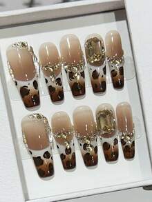 10 szt. Czystych, ręcznie robionych, prasowanych paznokci, długich, w kształcie trumienki, brązowych, francuskich, uroczych, vintage'owych, wykwintnych, modnych paznokci w panterkę dla kobiet i dziewcząt, na jesień i zimę, na festiwale, imprezy świąteczne i codzienne życie