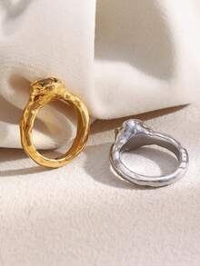 Anillos delgados de acero inoxidable chapados en oro con un solo zirconia de color champán brillante para mujeres. Elegante y versátil, es adecuado para que las damas lo usen, perfecto para reuniones de damas, festivales y como regalo para amigas. - Multicolor - Ver 4