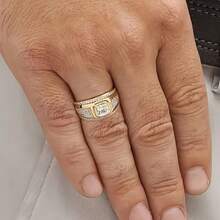 Best-Selling  Men's Business Square Cubic Synthetic Zirconia And White Ring, Fashionable Princess Cut Cubic Synthetic Zirconia Micro-Pavé Ring For Casual Attire, Versatile Executive Jewelry Accessory, High-Quality Men's Ring - Nhẫn vuông vàng - Xem 4