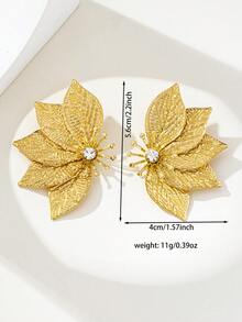 1 Pair Elegant Textured Leaf Design Women Earrings, All Season Stud Earrings - 1 Pair Of Elegant and Simple Leaf Earrings for All Seasons - View 11