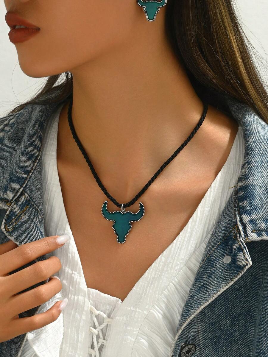 3pcs/Set Vintage Western Cowboy Style Bull Head Element Pendant Jewelry Set Including Necklace And Earrings, Unique Animal Western Design Accessories Suitable For Daily Wear