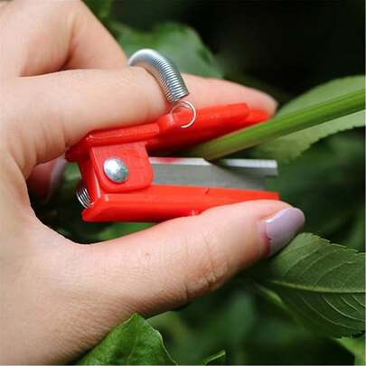 Thumb Cutter Knife Multifunctional Garden Finger Knife Fruit Picking Tool Gardening Plant Finger Pinchers For Gardener