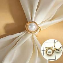 Hebilla de bufanda de imitación de oro simple para mujer, de doble uso para abrigo. Hebilla de bufanda de perlas de seda, simple y de moda, decoración de chal de camelias. Hebilla de bufanda de seda de alta gama multifuncional para camisa, pequeña hebilla cuadrada de bufanda, hebilla fija para cortavientos