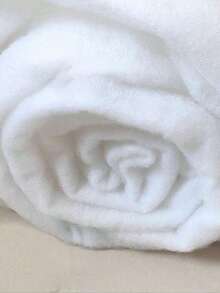 1 pătură artificială albă de zăpadă - decorațiuni de Crăciun și iarnă moale, groase și pufoase, potrivite pentru brazi de sărbători și afișe de sărbători, ideale pentru nunți, petreceri pentru adolescenți și multe altele, pătură de Crăciun