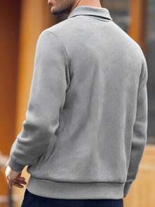 男士春秋季休闲 Polo 衫，翻领拉链设计 | 人字纹提花针织，涤纶面料，卫衣版型，度假及日常休闲穿着必备，送给男友的绝佳礼物（注：欧美尺码偏大，请根据您的体型选择小一码） - 灰色 - 查看 2