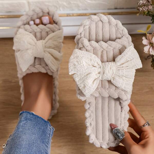 Beige gestreifte Schleifendekor Flauschige Gleitpantoffeln, geeignet für Strand und Zuhause