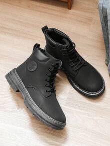 GAN AI Botines de moda para hombre, botines casuales, botas de senderismo nuevas, botas de trabajo y botas de moto. Ideales para uso diario, entrenamiento, trabajo y acampada al aire libre. Cómodas, transpirables, duraderas y resistentes al viento. Parte superior de cuero y suela gruesa. Botas de piel sintética para hombre de estilo vintage. - Negro - Ver 4