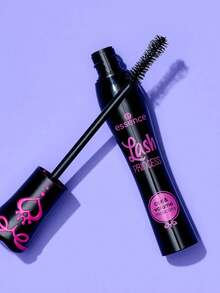 Essence 12毫升/0.4液盎司卷翘丰盈睫毛膏，富含纤维，轻盈不结块，卷翘丰盈，持久定型，打造自然卷翘效果