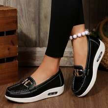 Women Outdoor Travel Shoes Casual Flat Loafers With Metal Buckle Comfortable Lightweight Slip On - màu đen - Xem 10
